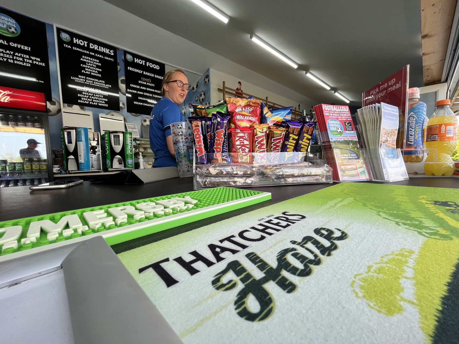 The 19th Hole - Licensed Bar - Selling Hot Food, Drinks, Ice Creams